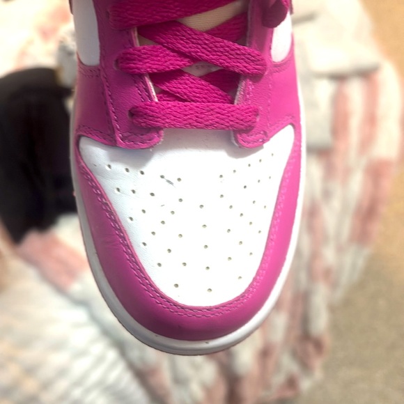 Nike dunks! - Picture 5 of 5